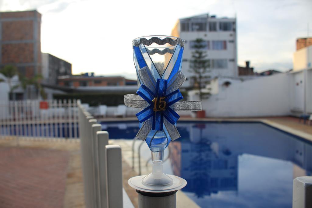 Hotel Calamo Plaza Pitalito Exterior photo